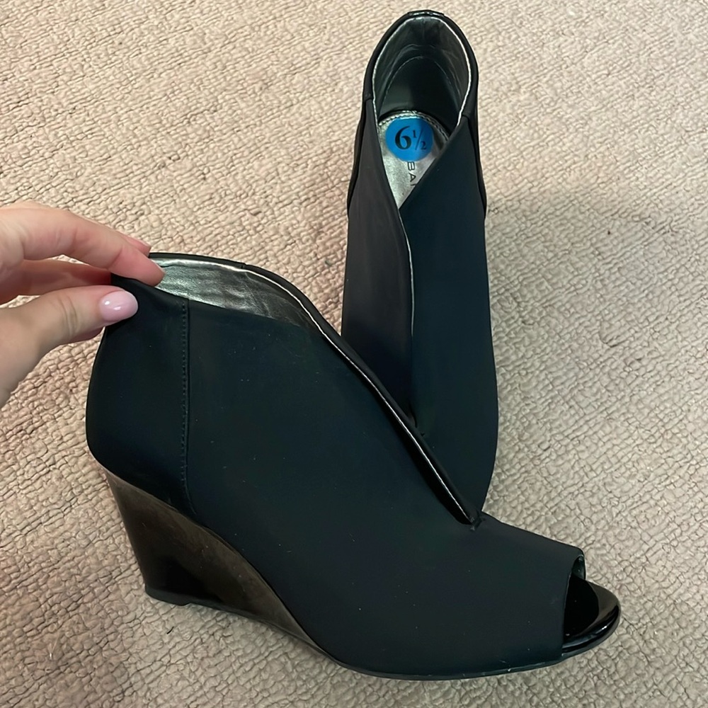 Wedge boots with open toe